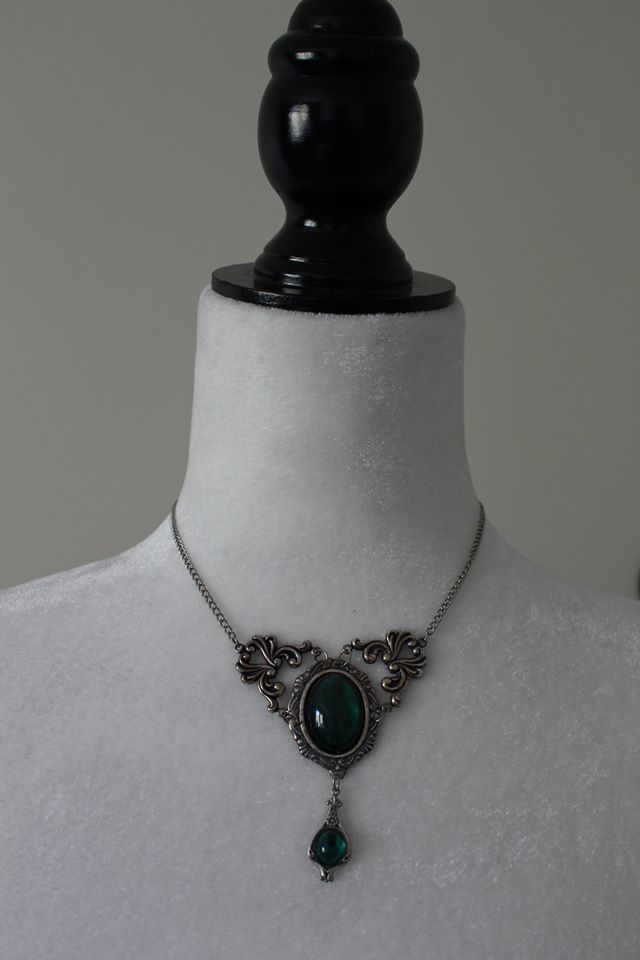 Lapieuvre Art Bijoux Necklace